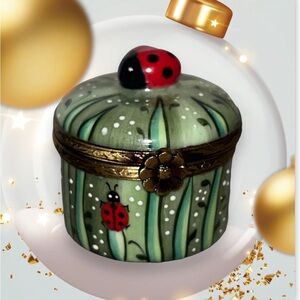 Rochard Limoges - Ladybug in Grass